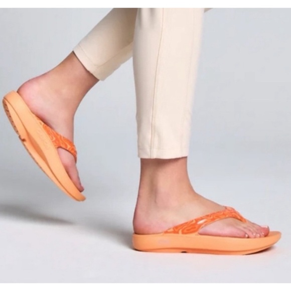 OOFOS OOlala Glow Water Camo Sandals Size 10 - Picture 9 of 15